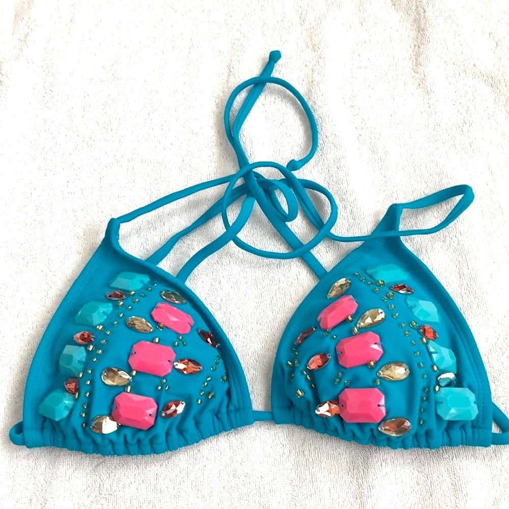 $6/3 items Xhilaration bikini top***